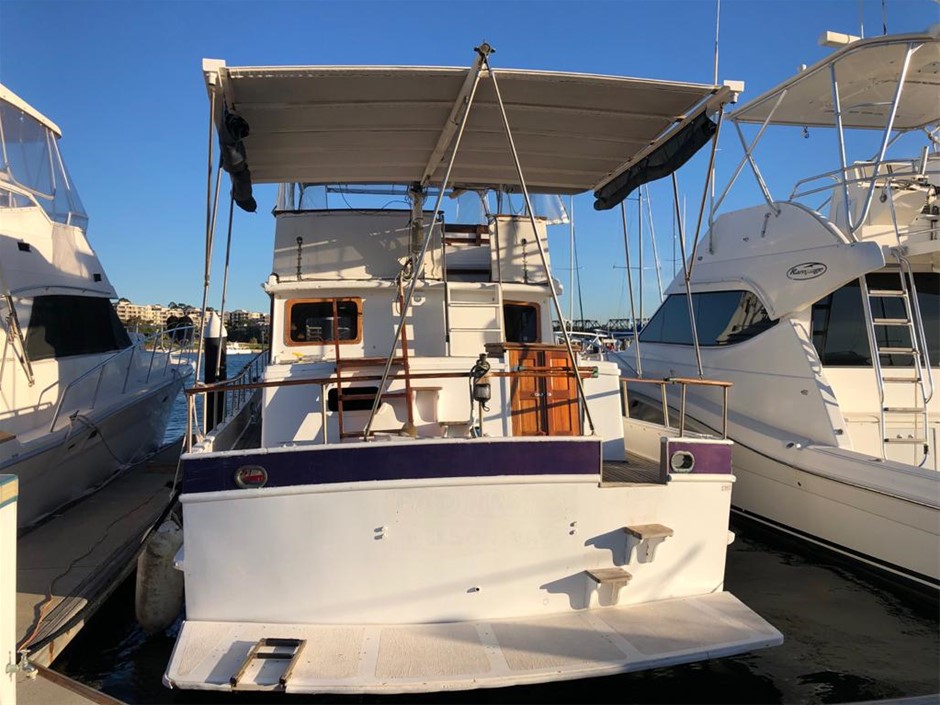 21ft x 19ft Garage / Carport (Unused)