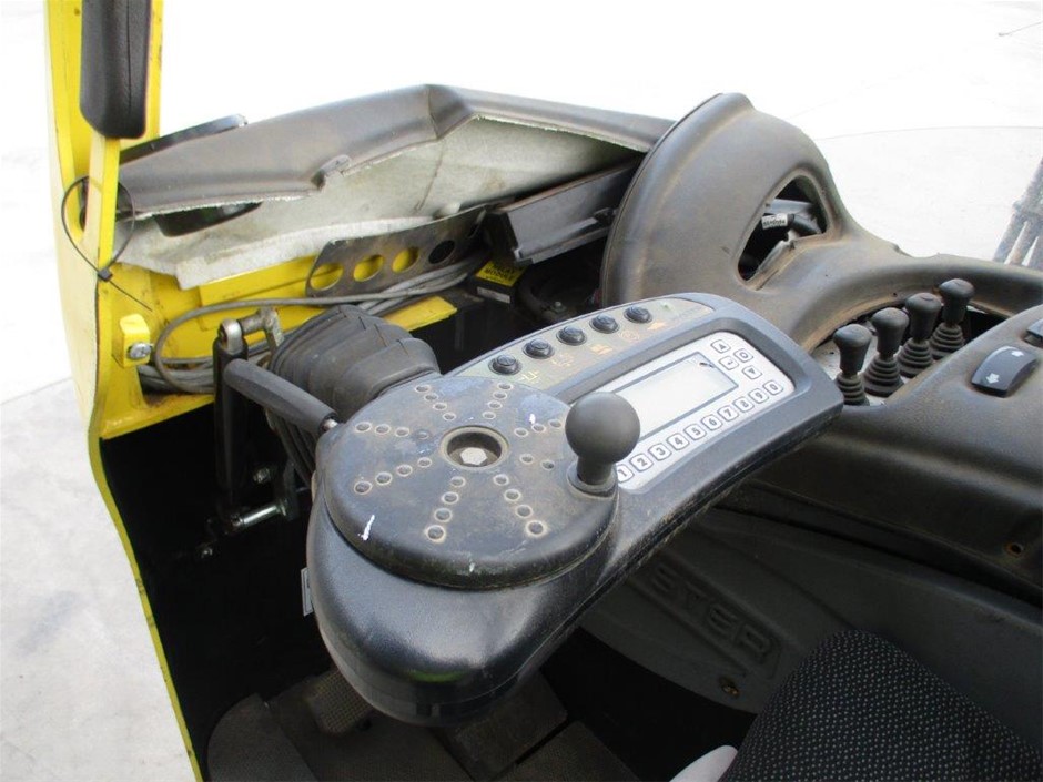 Radio Controlled All Terrain Lawnmower(Unused)