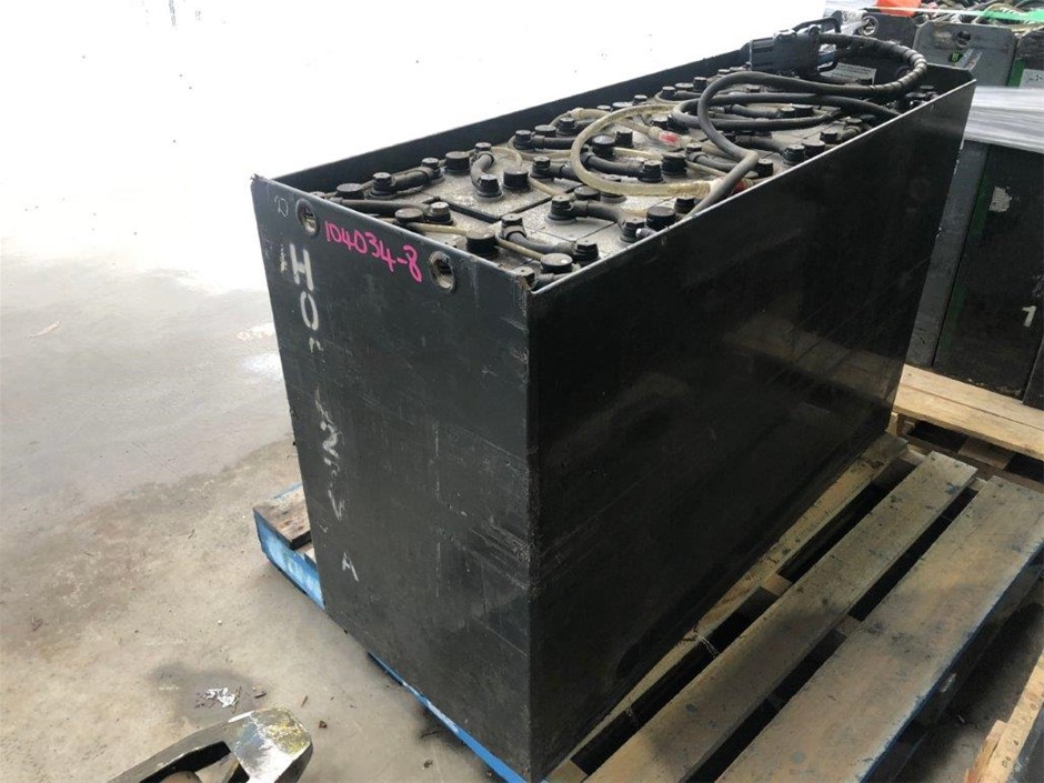 AMAZON BASICS 4-Piece Plumbing Adjustable Wrench with Soft Grip, Wide Mouth