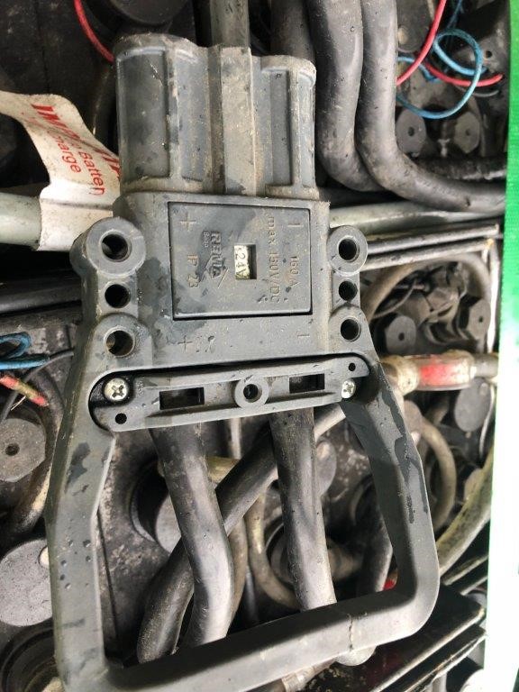 AMAZON BASICS Manual Hose Reel, Fits 0.95 CM by 1524 CM Air Hoses, Hoses No