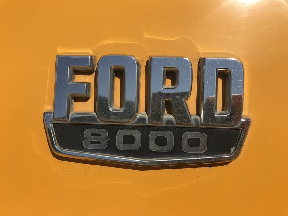 <B>Cyberchill CCT1000 2 Door Display Refrigerator (Commercial)</B>