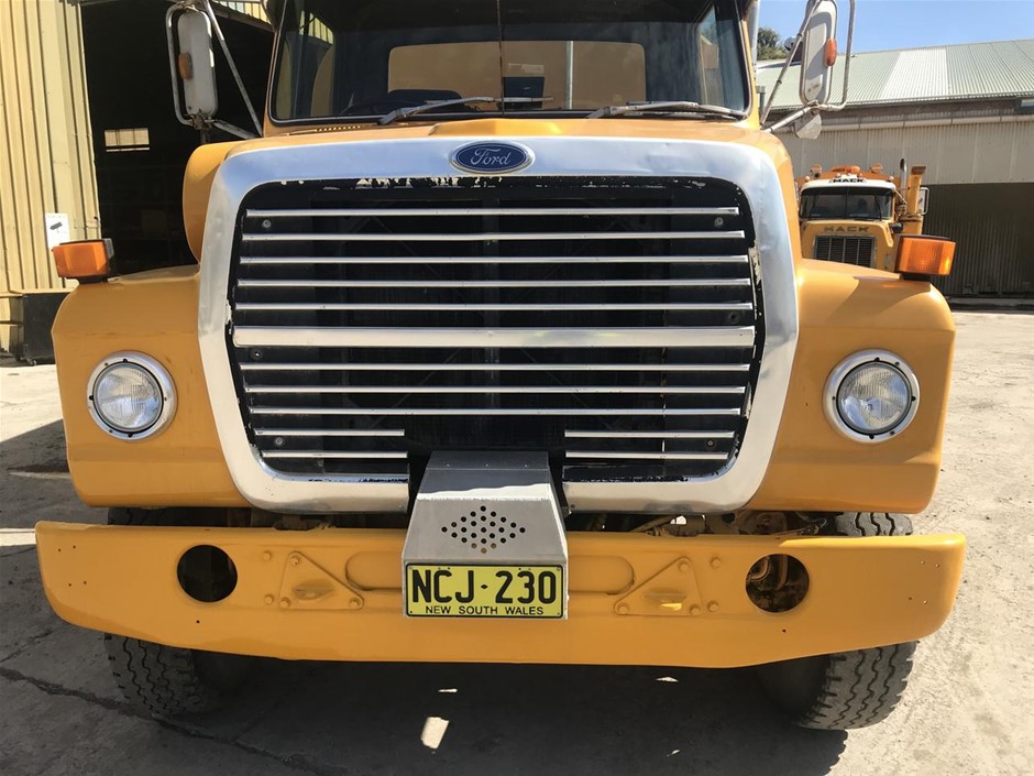 <B>Hoshizaki HF-188-MA-A 6 DoorFreezer (Commercial)</B>