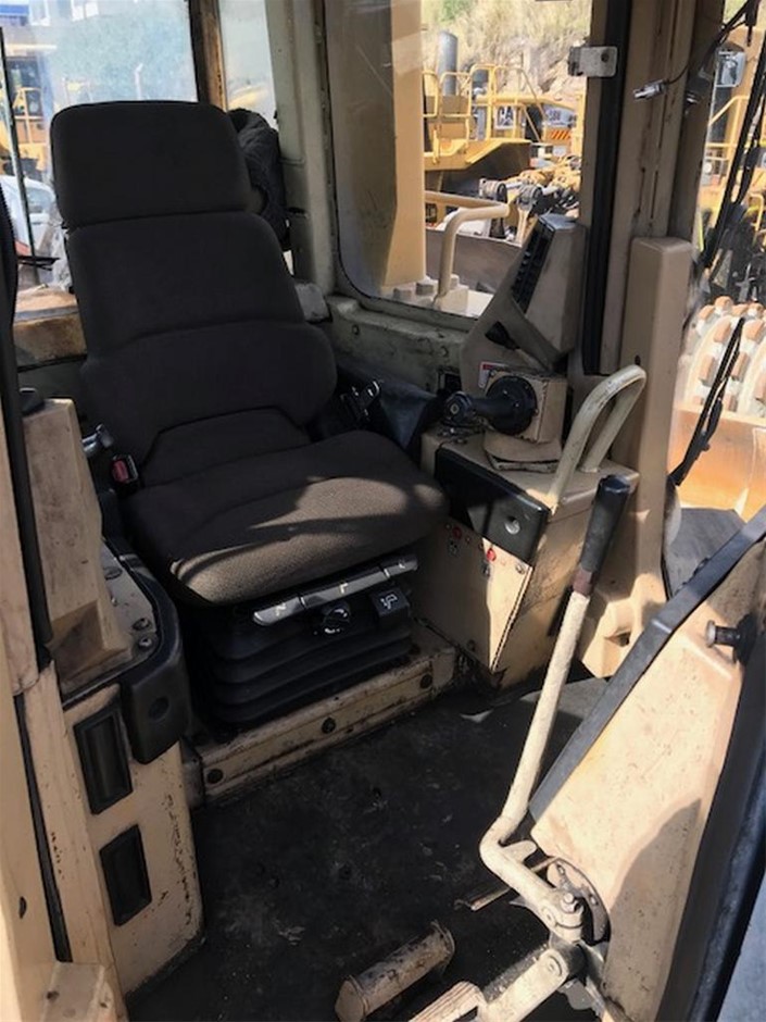 Roederer Vintage Brut Deluxe 2015 (1x 1.5L), France.