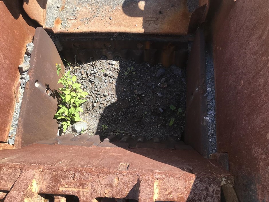 Face Protection Masks Manufacturing Component Stock (Unused)