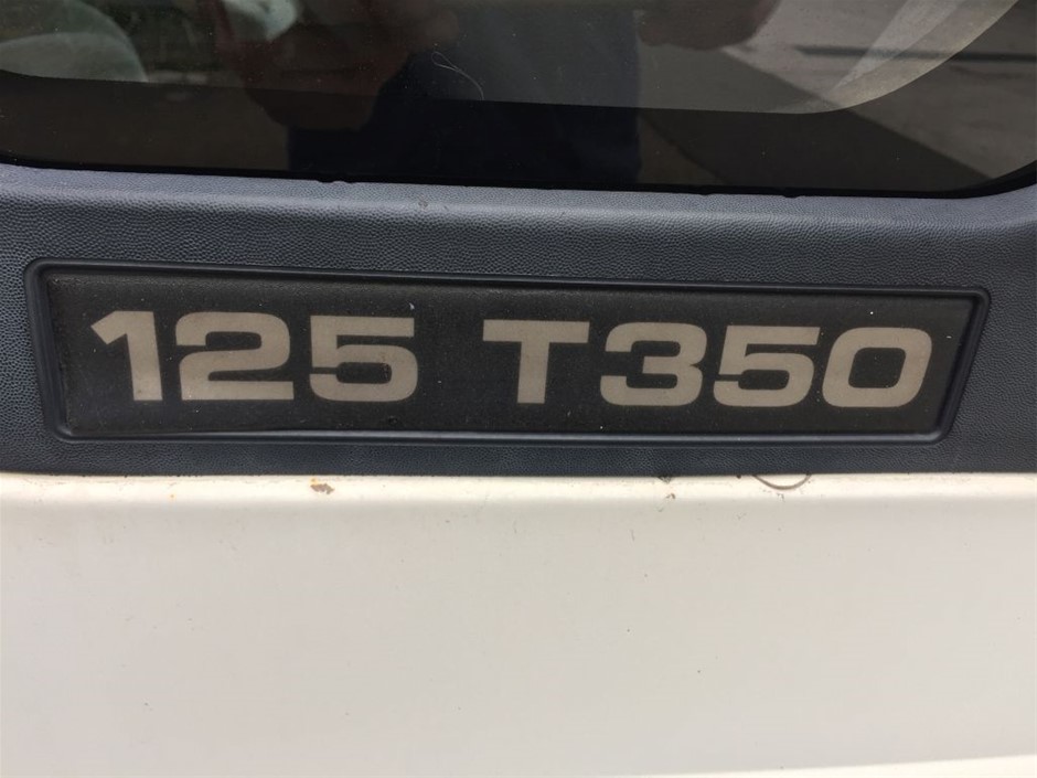 Waterproof  Watch Barrel Shaped Transparent Red Color Quartz Watch Popular