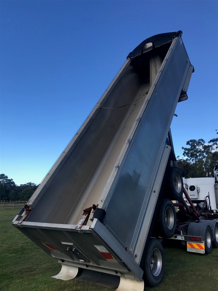 5pc DISNEY Baby's Combo Set, Size 6M, Off-White/Pink (Minnie).