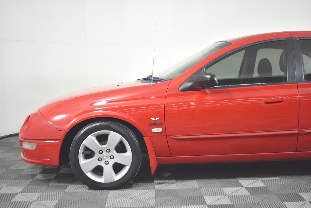 OSSUR Form-Fit Moon Tall Boot Air Walker, Medium NB: Not in original packag