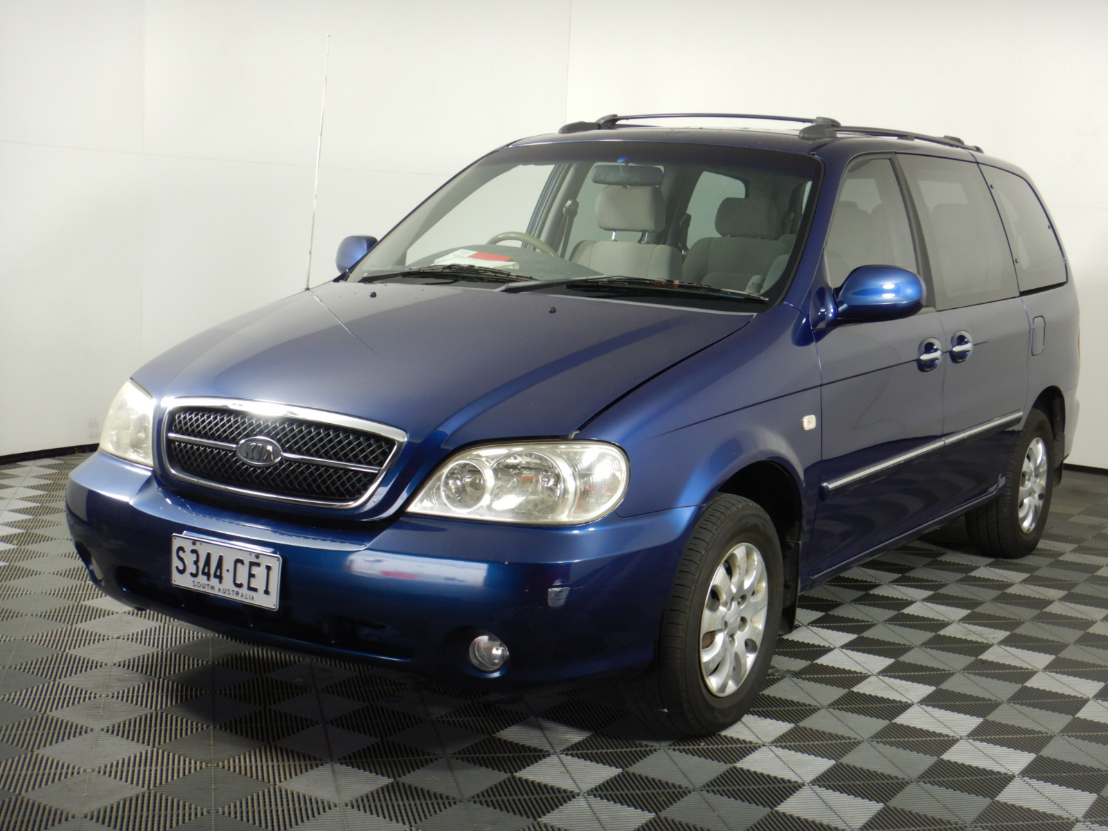 NINJA Swirl by Creami 13-in-1 Soft Serve & Ice Cream Maker, NC701ANZ.