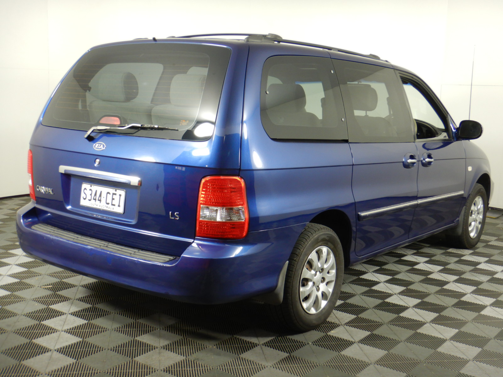 GARDEON Outdoor Sofa 4 Piece Wicker Lounge Setting Table and Chairs.