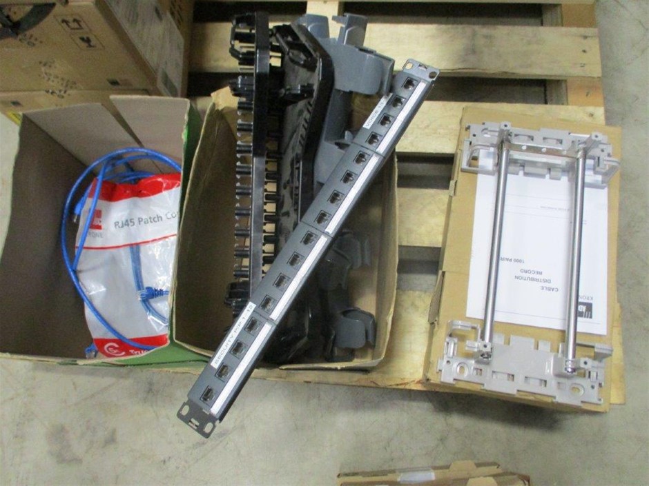 TRUE BTS Task Chair, Black, Model 52276-BLK. NB: Assembled, has been used,