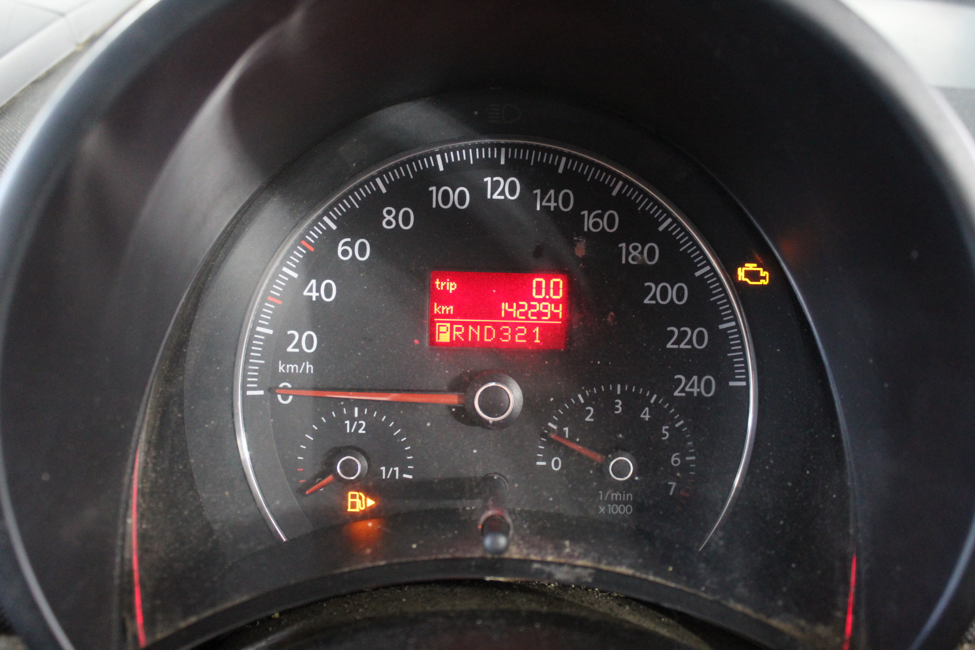 ROBOROCK Qrevo C Vacuum Cleaner White, RR-QRRC02-03-WHT. NB: Has been used.