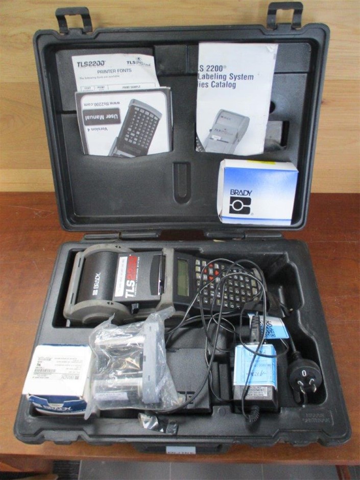 2 x MILENO Robe Hook.