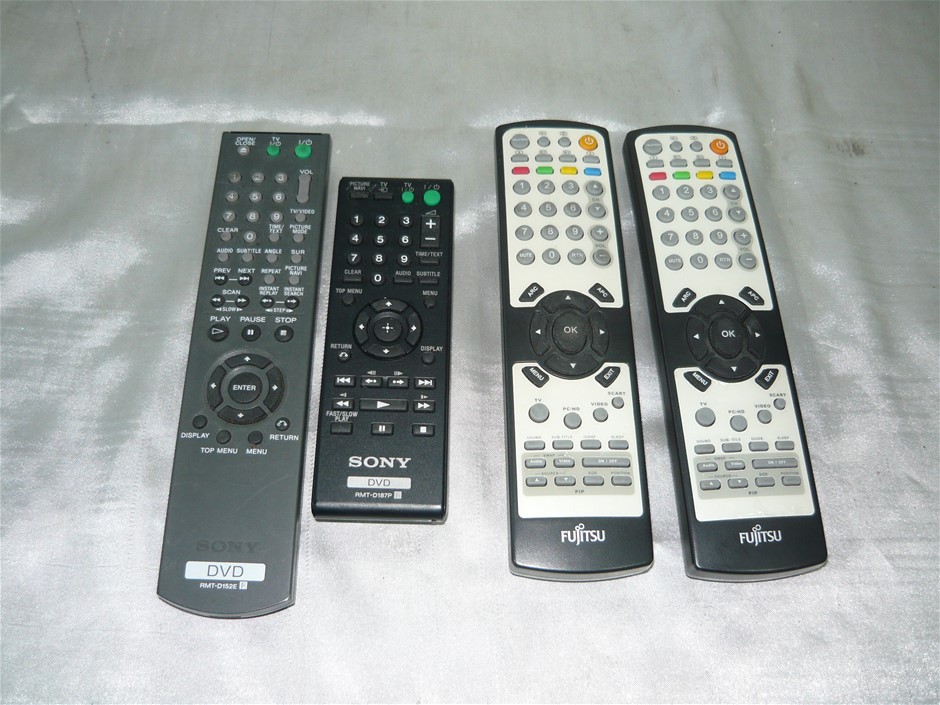 DEWPLANTER Automatic Watering Planter Box, 15 x 16.5 x 14cm, White.