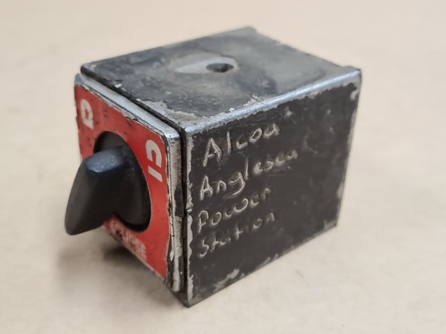 Assorted Homewares Including Garment Rack