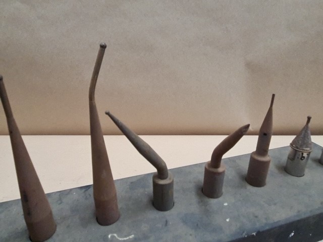 NED KELLY UNIQUE BOXED SET OF 1 GOLD INGOT & PISTOL - FINISHED IN 24K GOLD