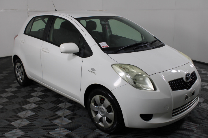 2023 $2 Matilda Light Green Coloured two dollar FIFA Soccer Coin Queen New