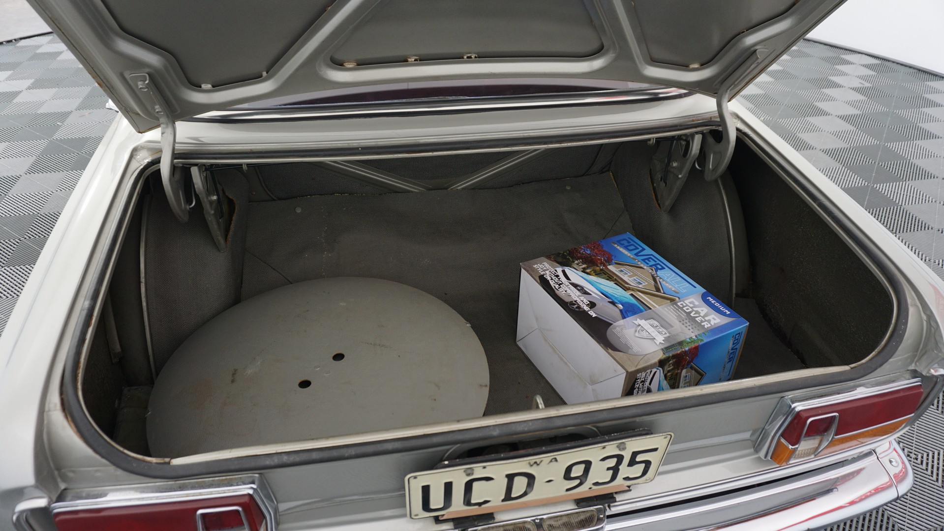 $1 2023 Australian Football League (AFL) 20 Coin Set with Folder