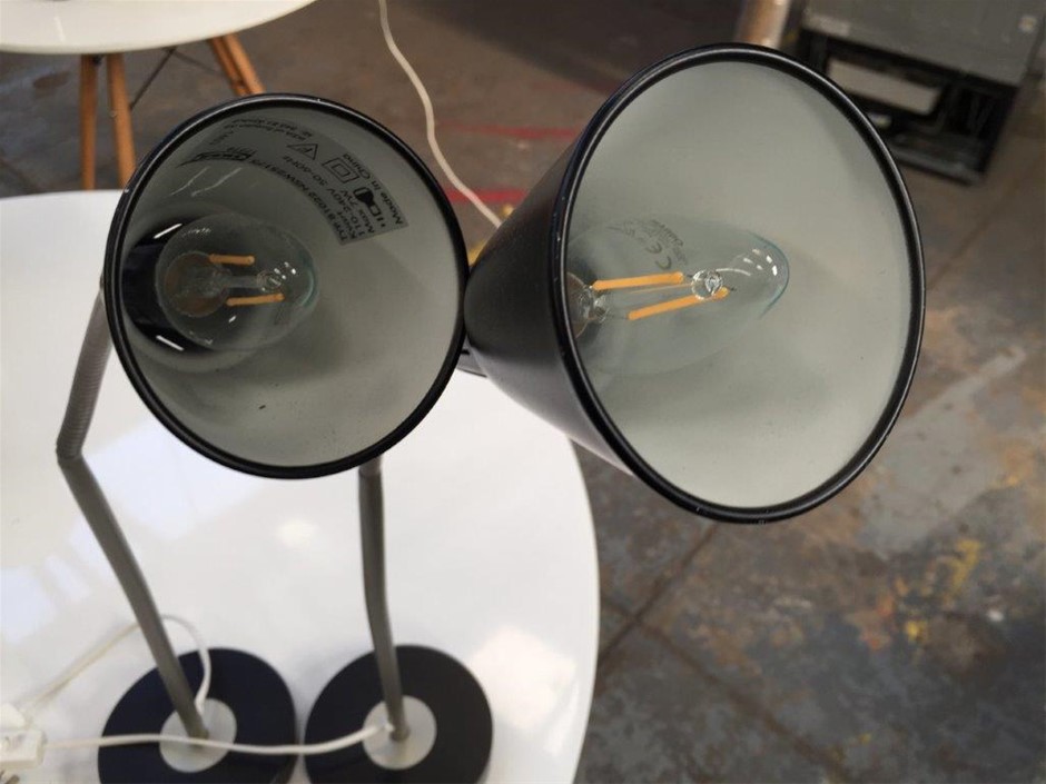 Vial full of Gold Leaf/Flake x 3