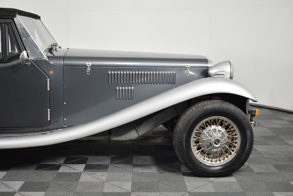 Upside Down Pinot Grigio (6x 750mL). Current Vintage Release.