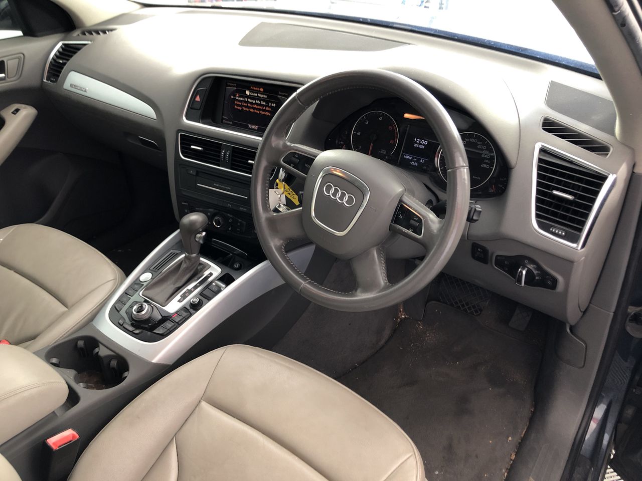 Little Giant Pinot Noir (6x 750mL).