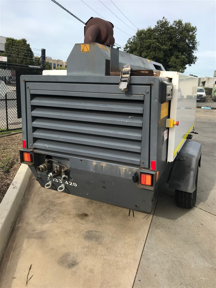 Elephant in the Room Buttery Chardonnay (6x 750mL).