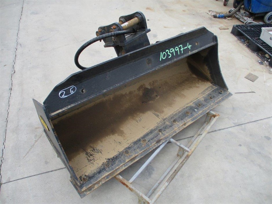 Upside Down Prosecco NV (6x 750mL).