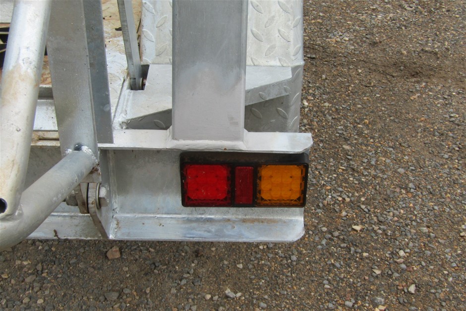 Wolf Blass Yellow Label Shiraz (6x 750mL). SA