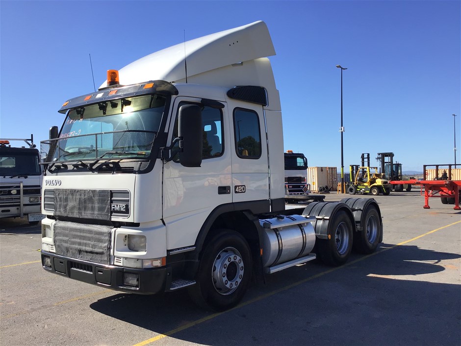 Gold-Filled Tennis Necklace Four-Leaf Clover & Simulated Diamonds  - 55.8cm