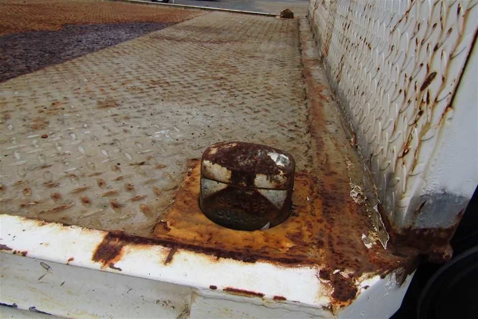 14K Gold-Filled Solid Cuban Bracelet, Simulated Diamonds,10MM Wide - 20.3cm