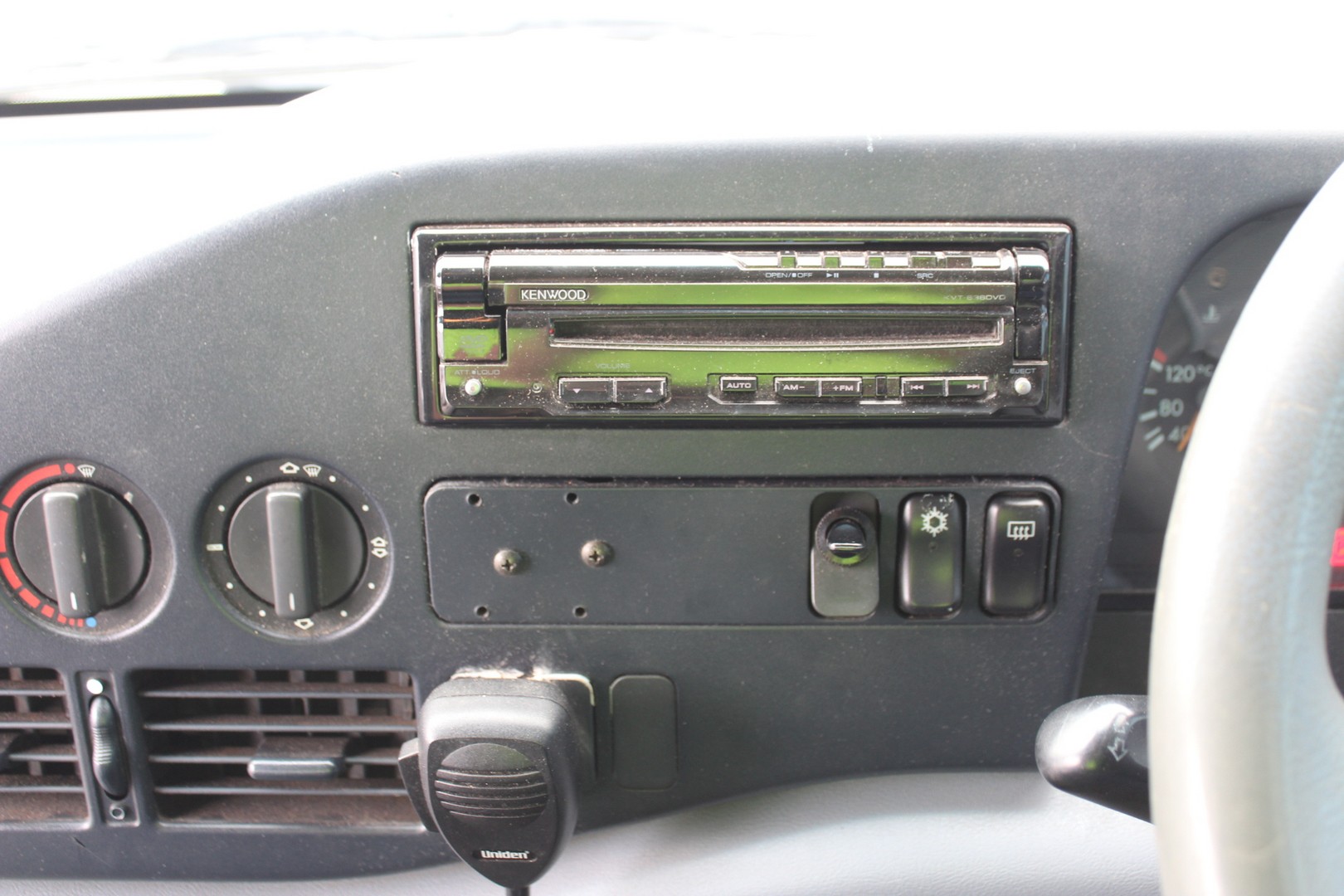 18K Gold-Filled Cuban Necklace with Simulated Diamond Clasp - 60.9cm