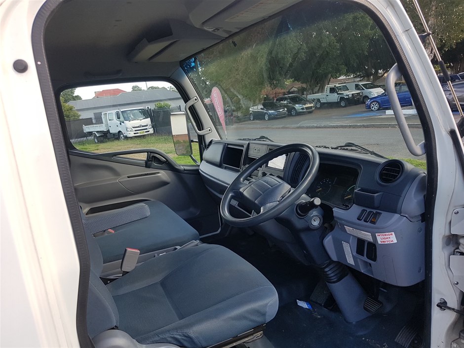 Casella Limited Release Cleanskin Cabernet Sauvignon 2012 (12x 750mL) SA