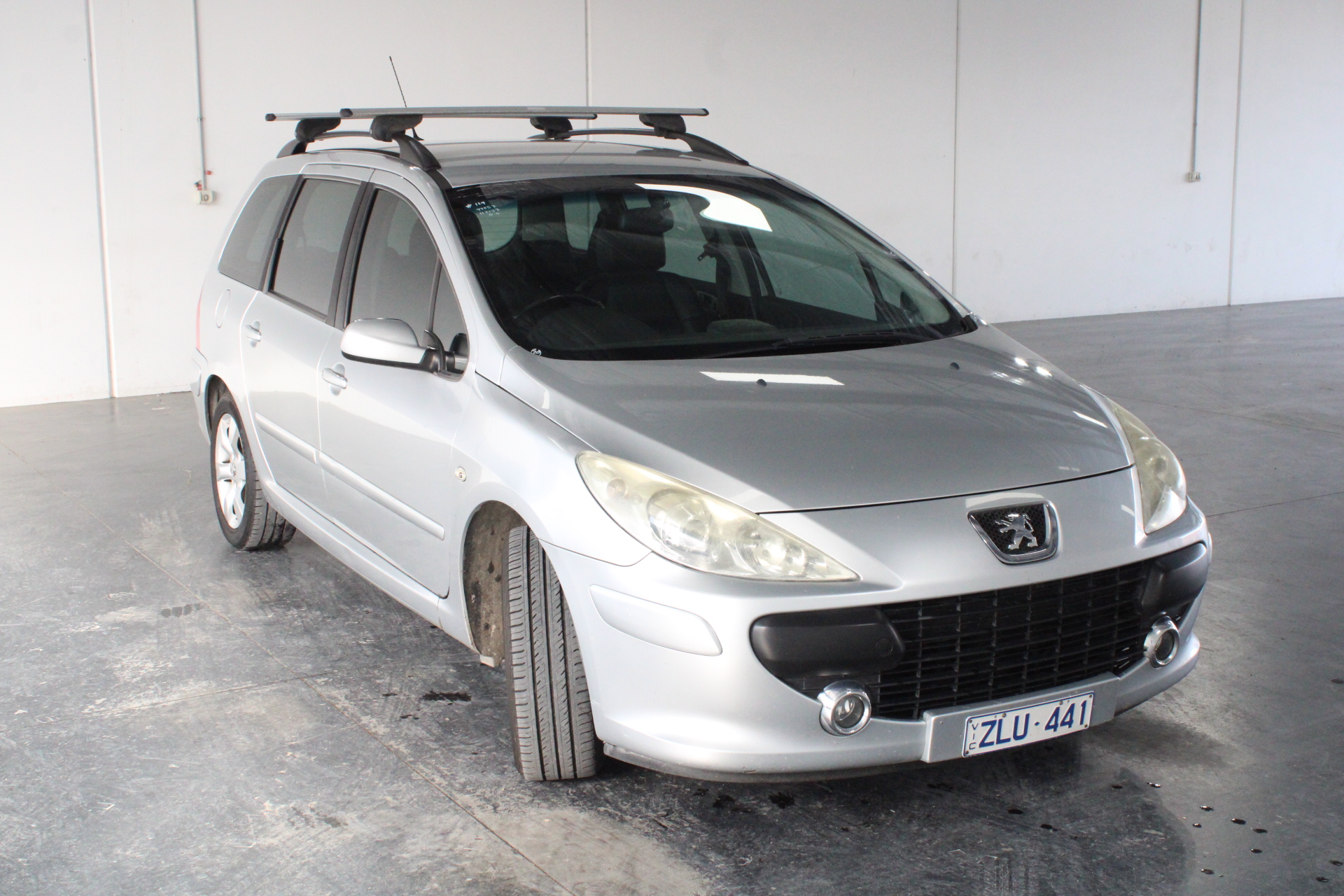 3.5ct Oval Cut Simulated Diamond 925 Sterling Silver Ring - Size 8