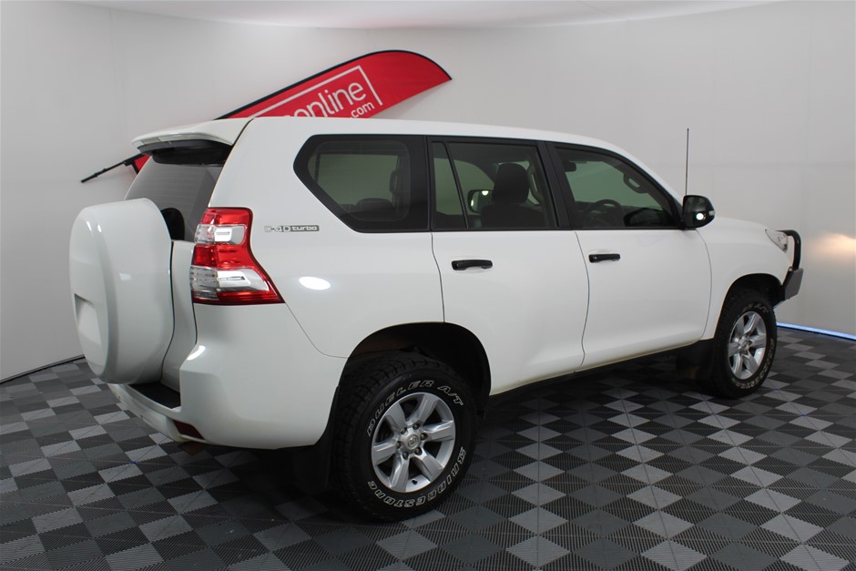 1.5ct Oval Cut Simulated Diamond 925 Sterling Silver Ring - Size 6