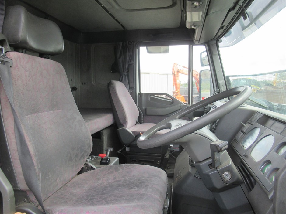 Simulated Diamonds 925 Sterling Silver Band Ring - Size 8