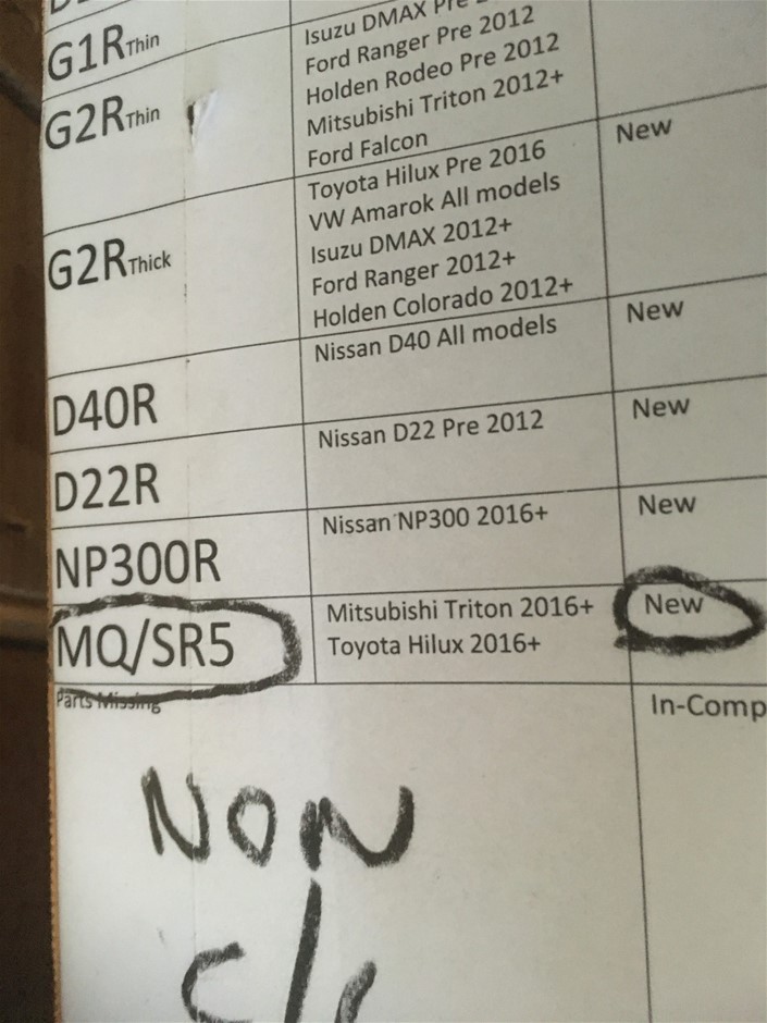 SKECHERS Women's Ultra Flex 3.0 Swift Fit Shoes, Size US8.5, Natural (NAT),