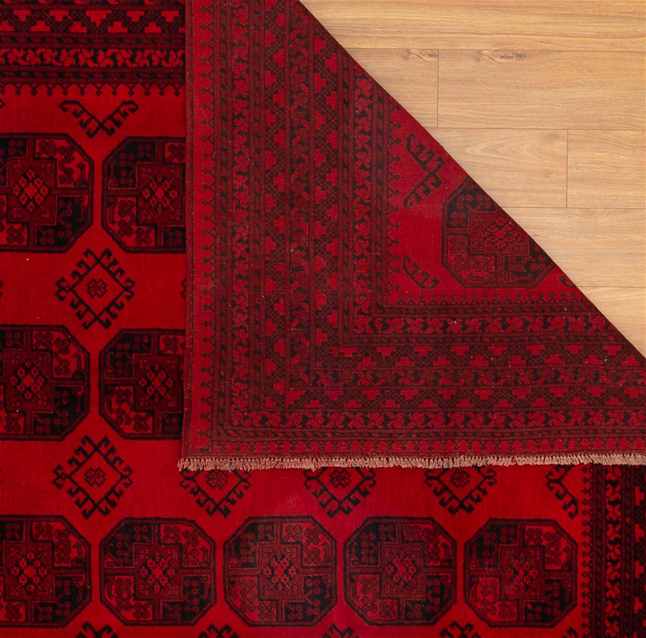 Approx 37 Ct of Loose Boulder Opal Chips (Coober Peby) In glass disp/bottle