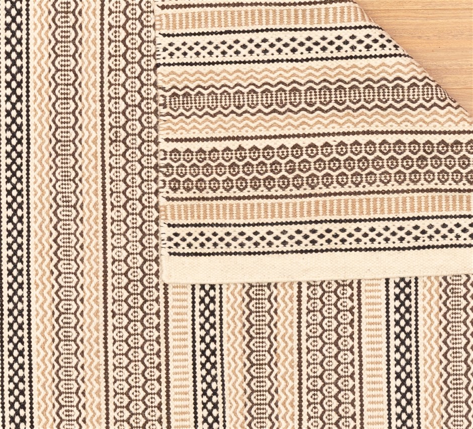 5 Carat round 5 white diamond each CVD Uncertified