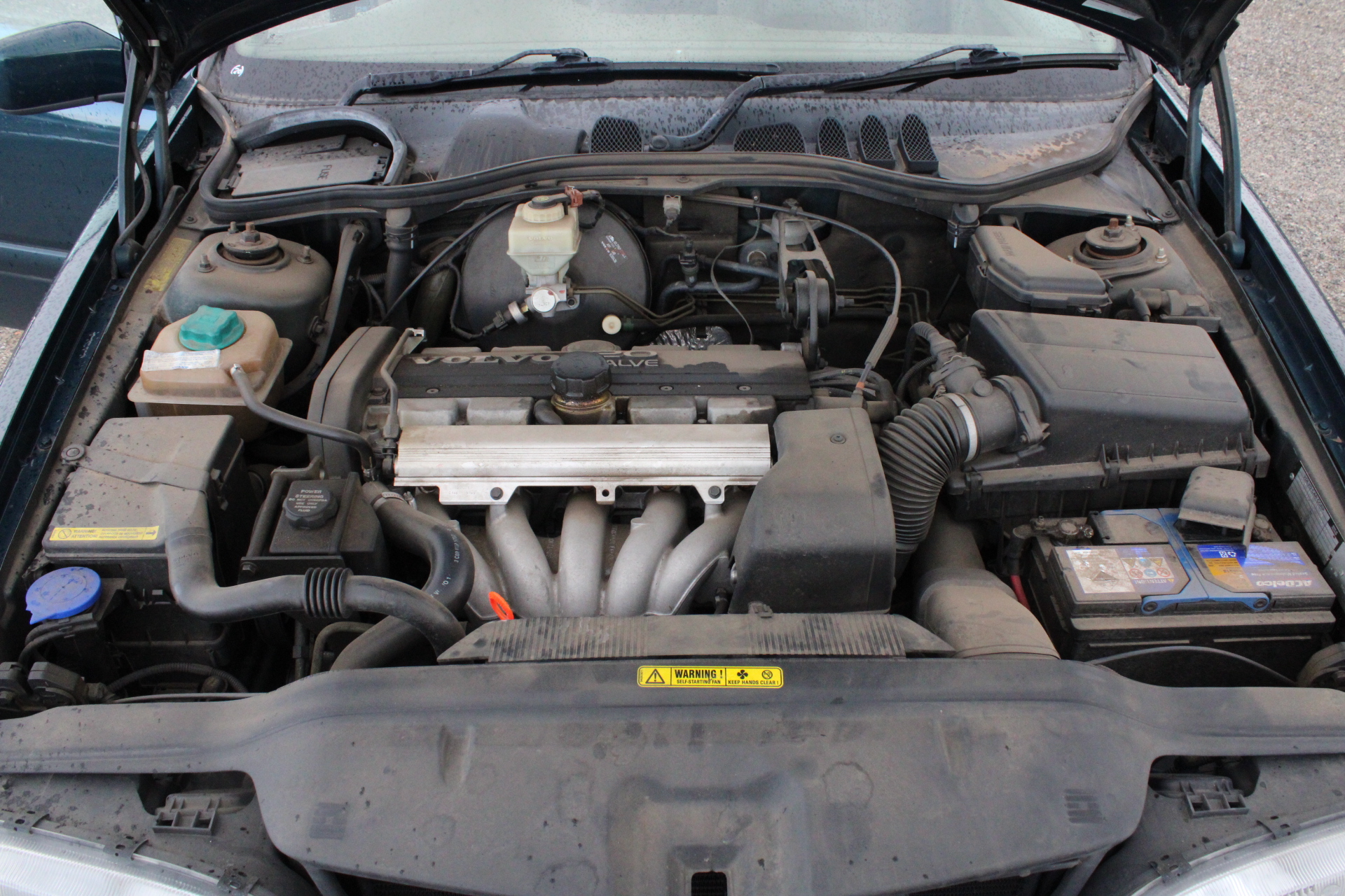 Approx 37 Ct of Loose Boulder Opal Chips (Coober Peby) In glass disp/bottle