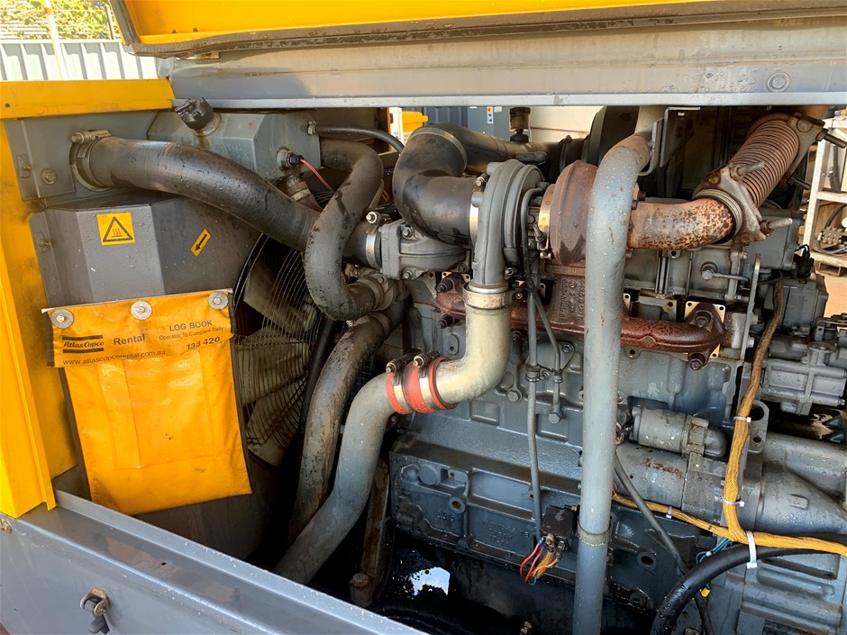 1/100 Scottdale x 2,  Valcumbi silver bars x 2 & 1 Kilo Copper Bar