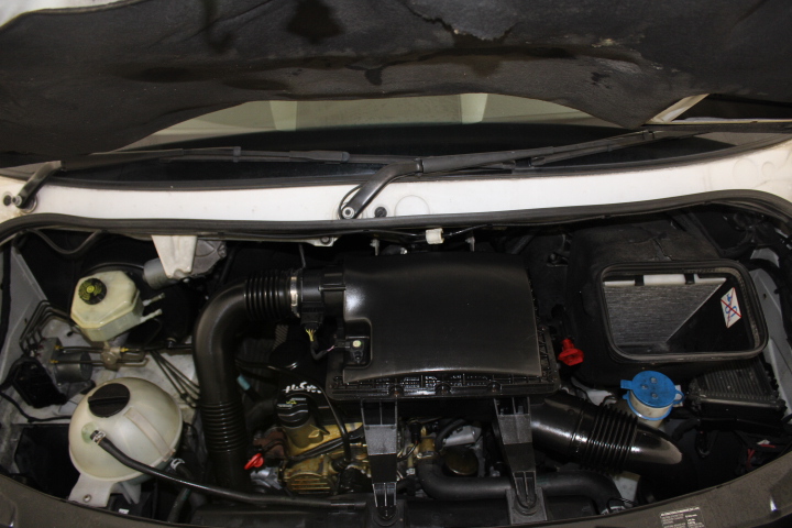 9K WHITE GOLD 2.00ct F VS LAB DIAMOND RADIANT 4CLAW RING