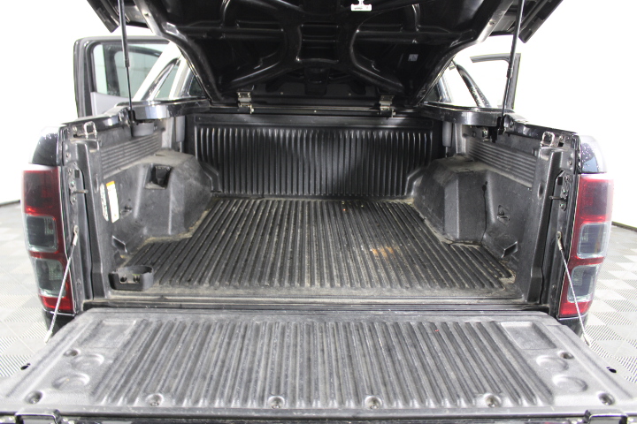 Fishbone Black Chardonnay 2025 (6x 750mL), Margaret River.