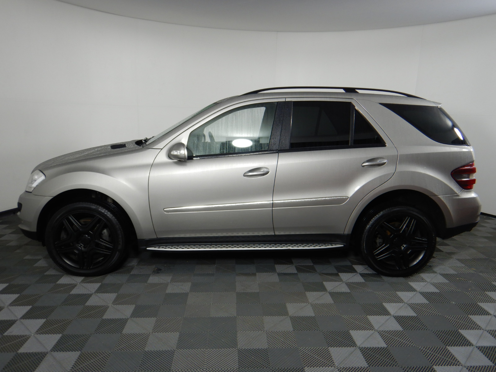 40FT Container Home / Granny Flat with Awning & Deck  - (Unused)