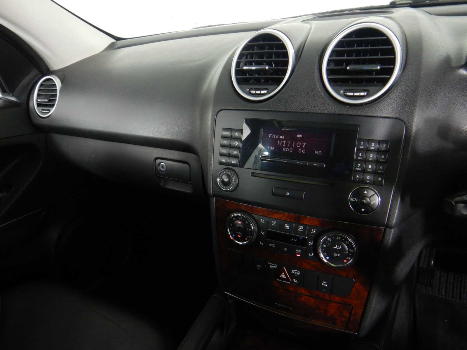 <p><strong>2025 KOBOLT KB42 Silenced 40 kVA Generator (Unused)</strong></p>