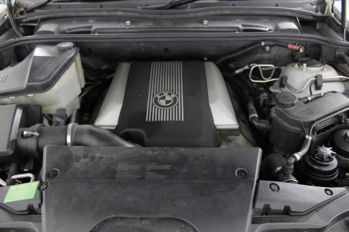 Various Style Air Tools - Quantity 2