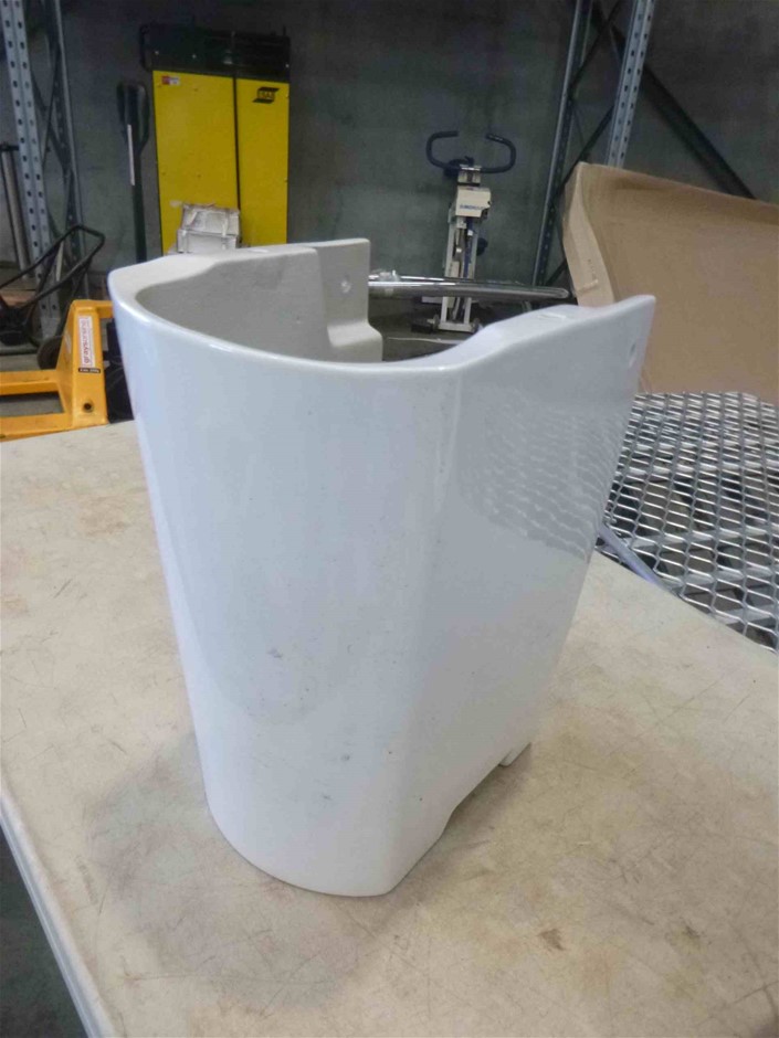 17.66ct Oval Facet Cut Bi-Colour Ametrine Gemstone - 1Pc