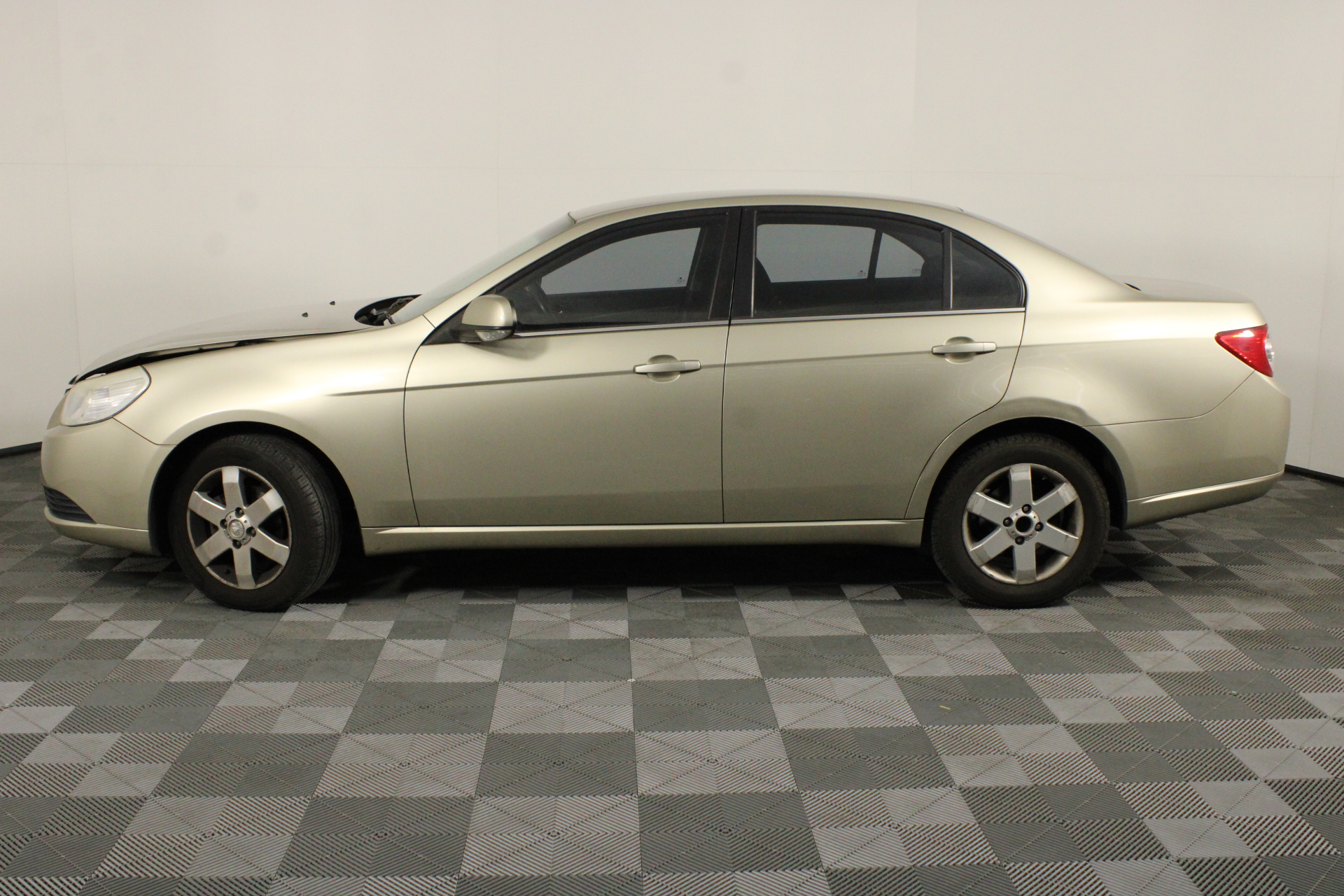 1966 Australia First & Last Queen Elizabeth Silver round 50 cents