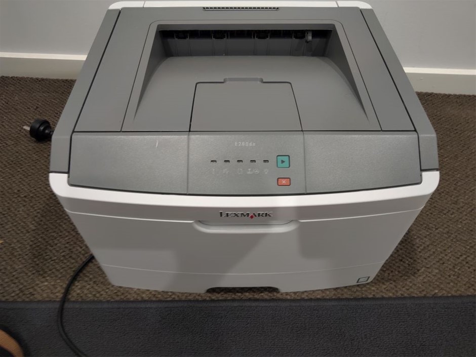 1966 AU Queen Elizabeth Silver 50 cents x 2 & Germania 1g silver x 1