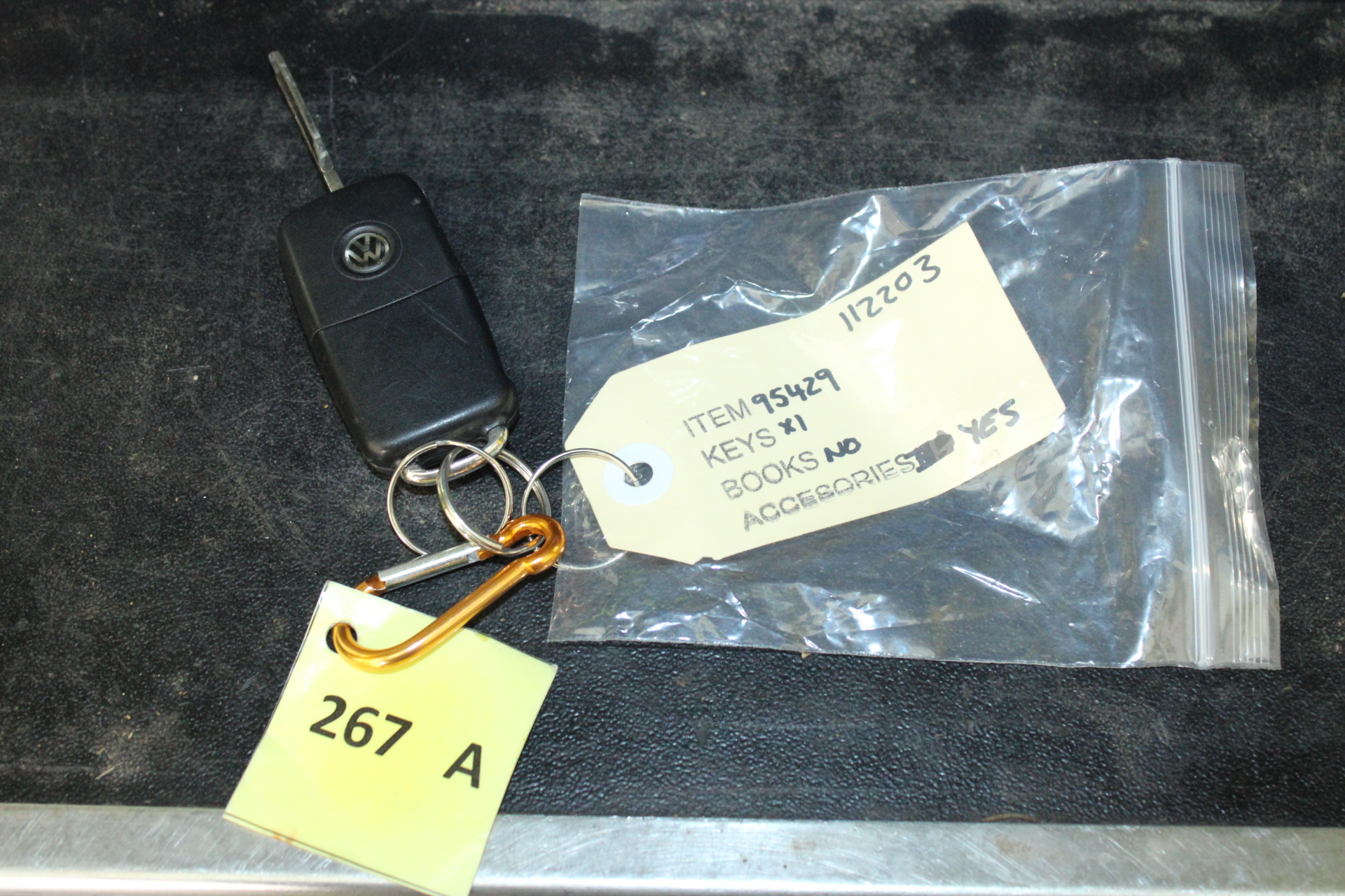 HP PAVILION 13 NOTEBOOK Laptop I5-4210U 4GBRAM 128GB Silver