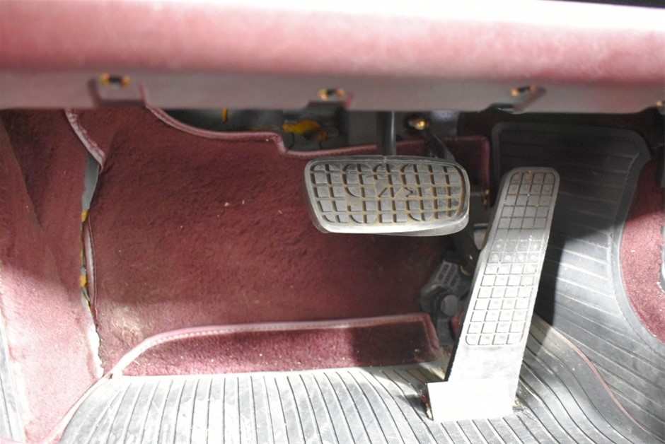 Redbank Emily Brut Cuvee NV (6x 750mL) King Valley, VIC.