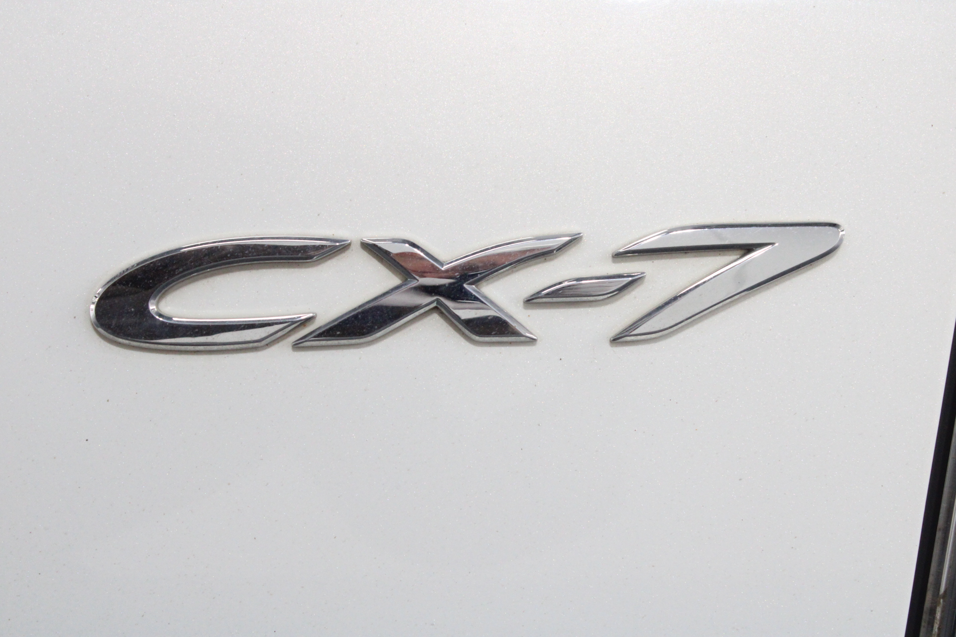 2.06 Carats Cornflower Tanzanite